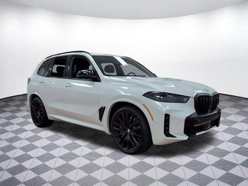 2025 BMW X5 M60i
