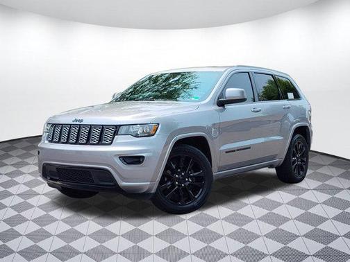 2017 Jeep Grand Cherokee Altitude