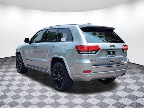 2017 Jeep Grand Cherokee Altitude