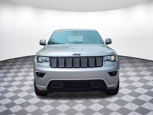 2017 Jeep Grand Cherokee Altitude