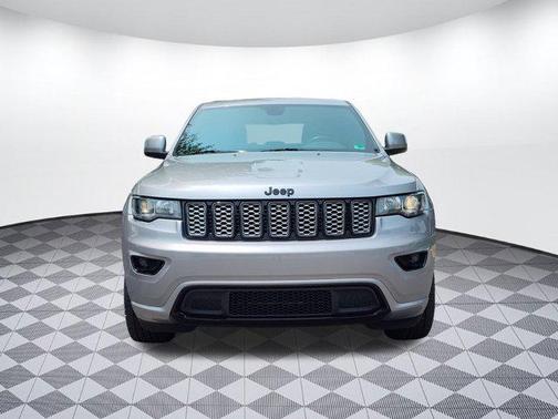 2017 Jeep Grand Cherokee Altitude