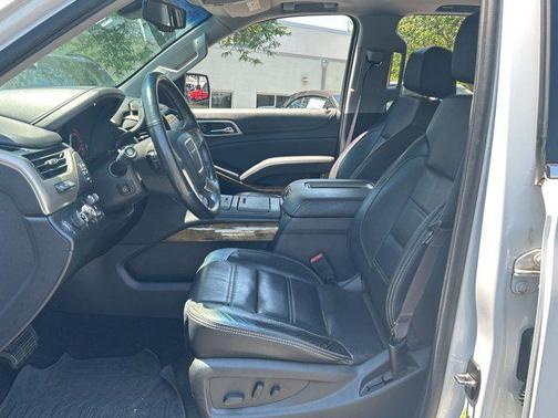 Summit White 2016 GMC Yukon XL Denali