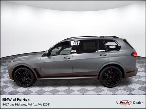 2025 BMW X7 xDrive40i
