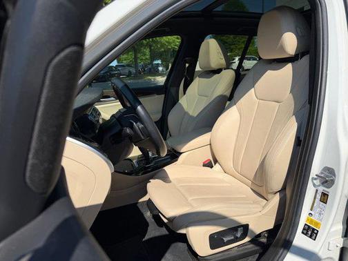 White 2018 BMW X3 xDrive30i