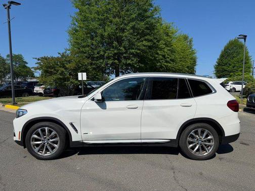 White 2018 BMW X3 xDrive30i