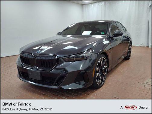 2025 BMW 550e xDrive