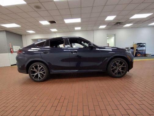 2026 BMW X6 xDrive40i