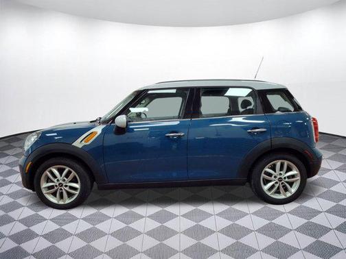 2012 MINI Cooper Countryman Base