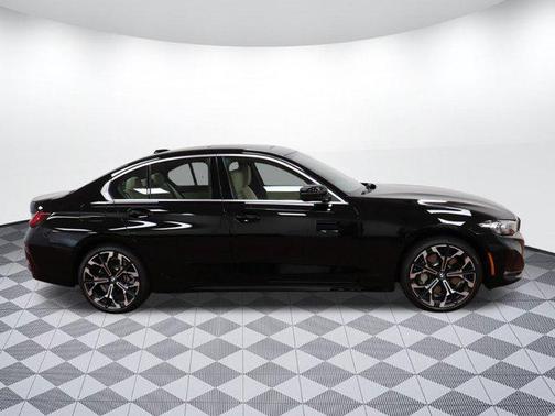 2025 BMW 330 i xDrive