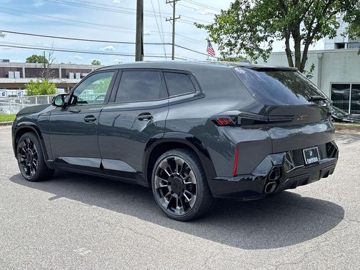 Dravit Grey Metallic 2023 BMW XM Sports Activity Vehicle
