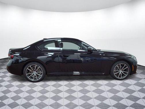 2024 BMW 230 i xDrive