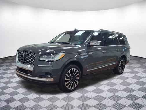 2022 Lincoln Navigator Black Label