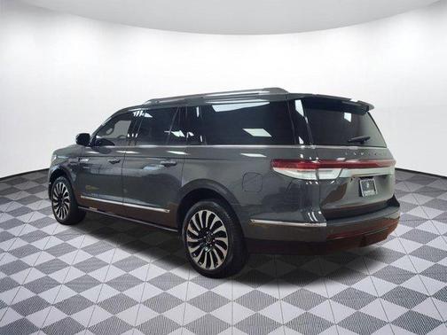 2022 Lincoln Navigator Black Label