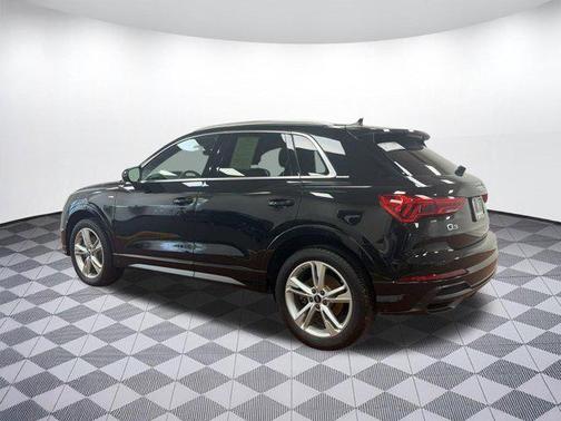 2021 Audi Q3 45 S line Premium