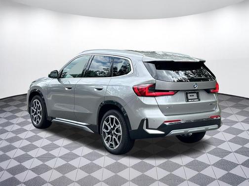 Space Silver Metallic 2026 BMW X1 xDrive28i