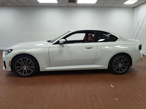 2023 BMW 230 i xDrive