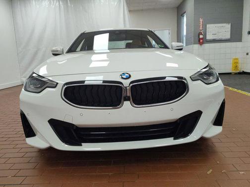 2023 BMW 230 i xDrive