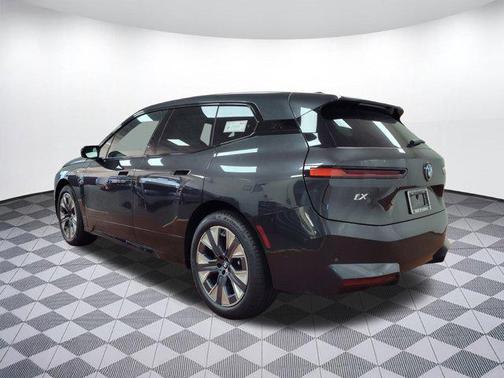 2026 BMW iX xDrive45