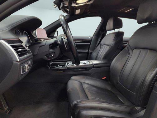 2019 BMW 740 xDrive