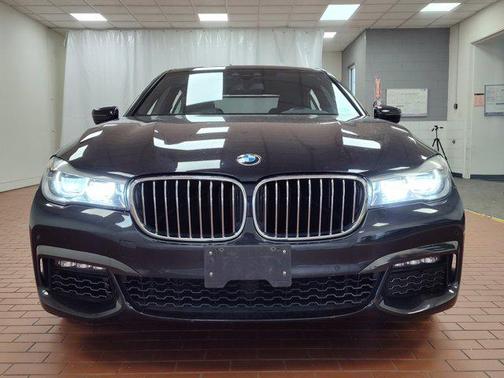 2019 BMW 740 xDrive