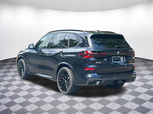 Carbon Black Metallic 2026 BMW X5 xDrive40i