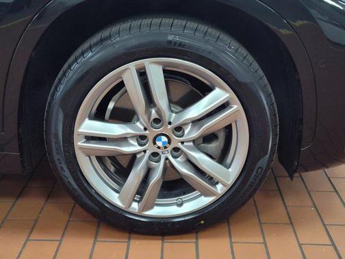 2022 BMW X1 xDrive28i