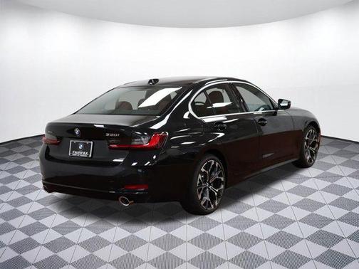 2025 BMW 330 i xDrive