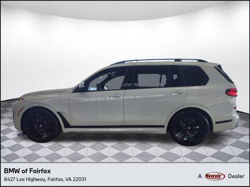 2025 BMW X7 xDrive40i