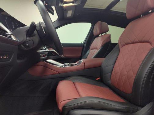2024 BMW X6 xDrive40i