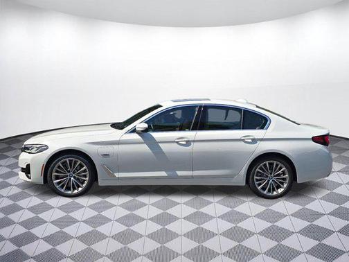 Alpine White 2023 BMW 530e Base