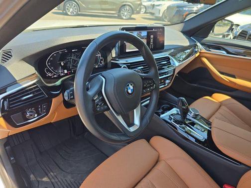 Alpine White 2023 BMW 530e Base