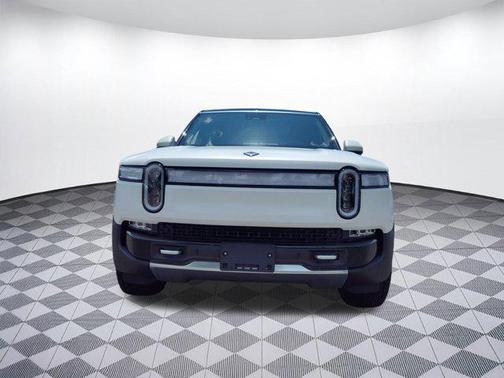 2023 Rivian R1S Adventure