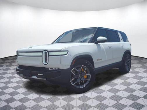 2023 Rivian R1S Adventure