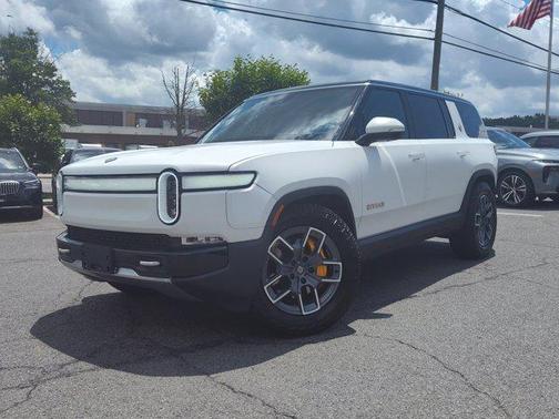 2023 Rivian R1S Adventure