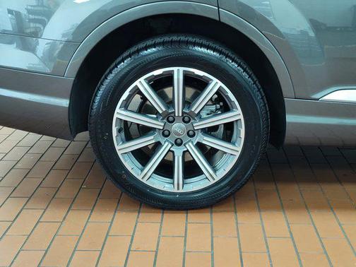 2019 Audi Q7 55 Premium Plus