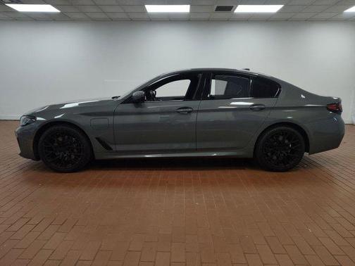 2021 BMW 530e Base