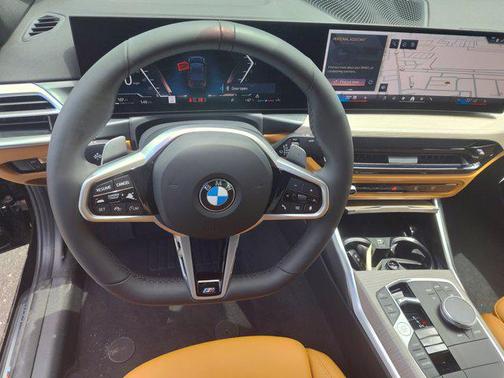 2025 BMW 330 i xDrive