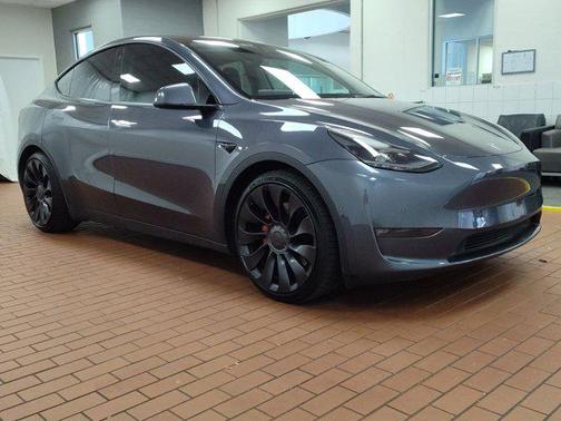 2022 Tesla Model Y Performance Dual Motor All-Wheel Drive