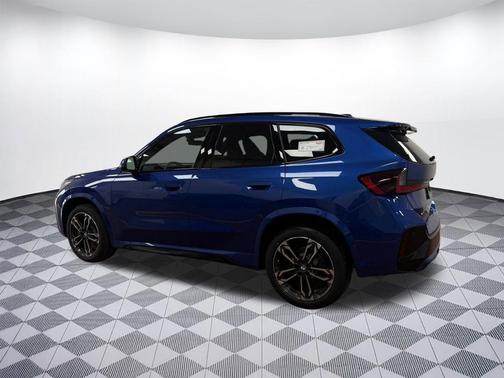 Portimao Blue Metallic 2026 BMW X1 xDrive28i