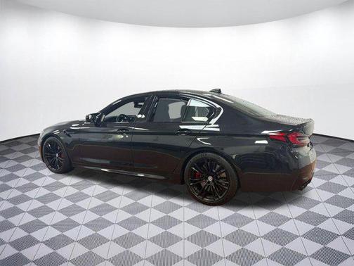 Black Sapphire Metallic 2023 BMW M5 Base
