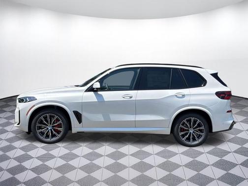 Mineral White Metallic 2026 BMW X5 xDrive40i