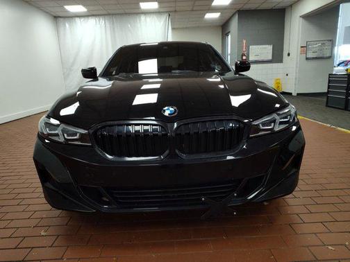 2023 BMW 330 xDrive