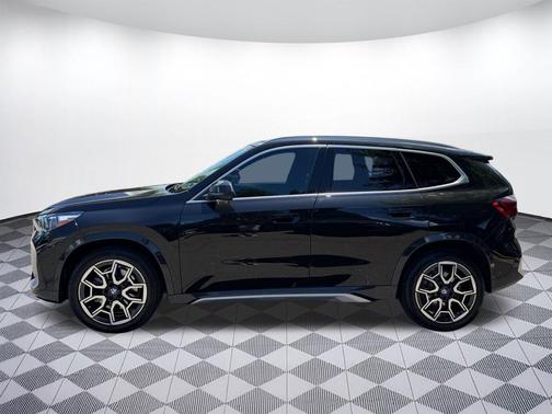 Black Sapphire Metallic 2025 BMW X1 xDrive28i