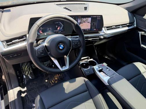 Black Sapphire Metallic 2025 BMW X1 xDrive28i