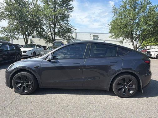 Solid Black 2024 Tesla Model Y Long Range Single Motor Rear-Wheel Drive
