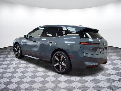 2026 BMW iX xDrive45