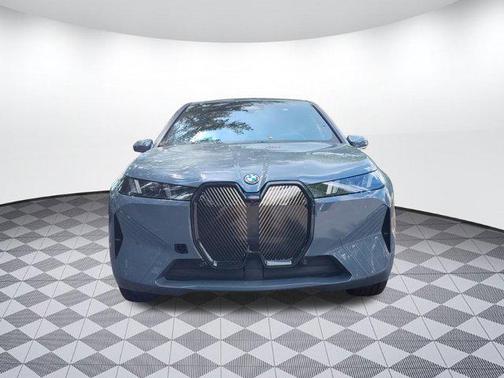 2026 BMW iX xDrive45