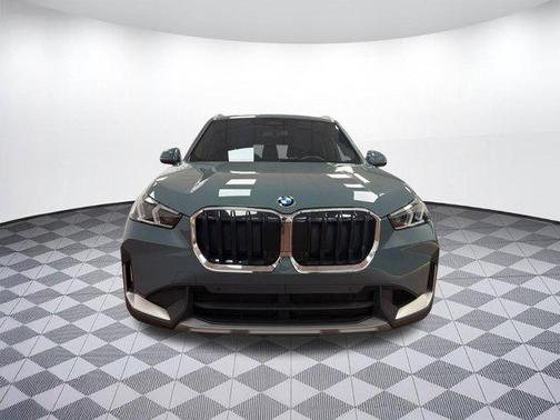 Cape York Green Metallic 2023 BMW X1 xDrive28i