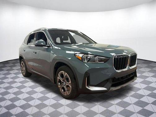 Cape York Green Metallic 2023 BMW X1 xDrive28i