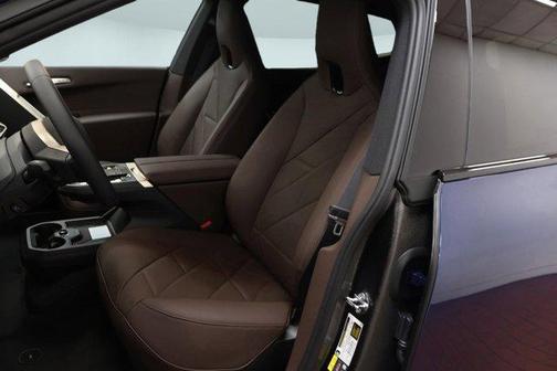 2025 BMW iX xDrive50